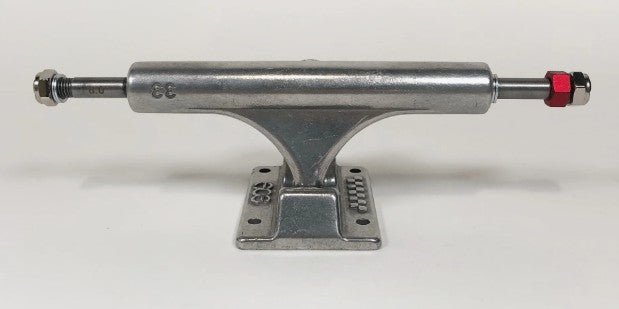 ACE AF1 Trucks 33 in Polished Silver & Matte Black finish